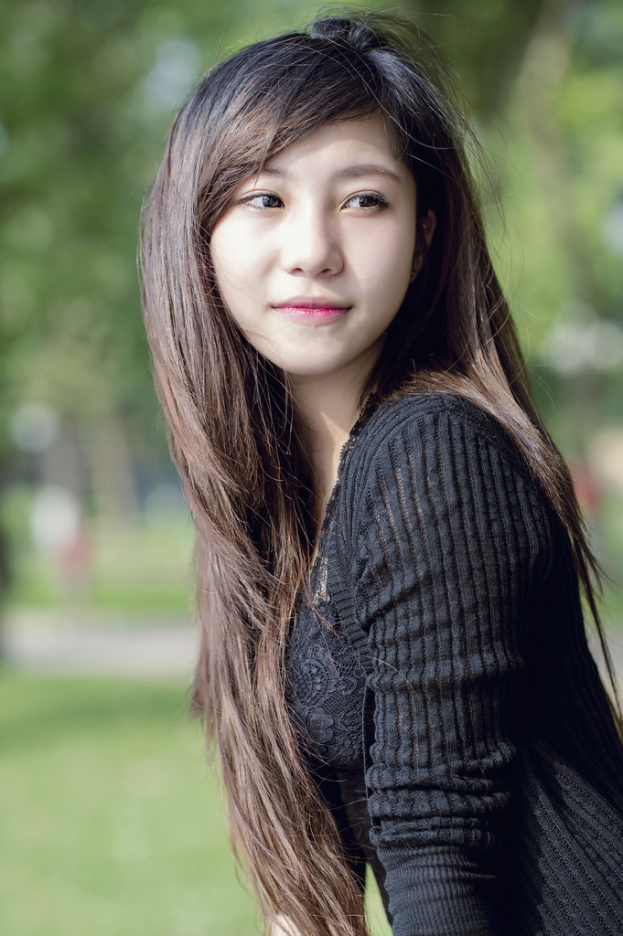 美女黄18